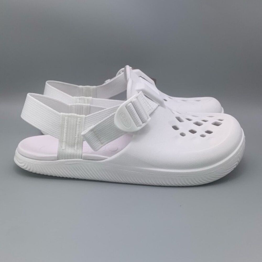 Chaco Women's Chillos 'White' Clogs Sandals Slides Shoes - Size: 8
